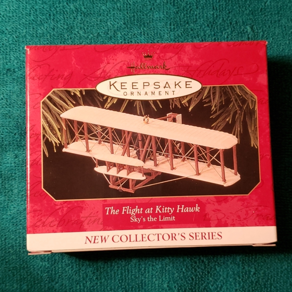 Hallmark Ornament The Flight at Kitty Hawk
